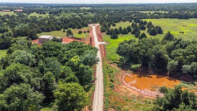 /international/us/7135-redbud-trail-guthrie-ok-110090975896/
