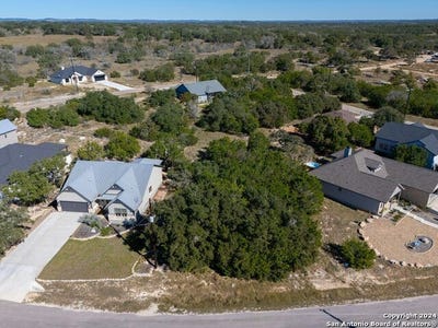 /international/us/107-c-chisholm-blanco-tx-110101076498/