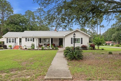 /international/us/701-w-14th-street-tifton-ga-110108416682/