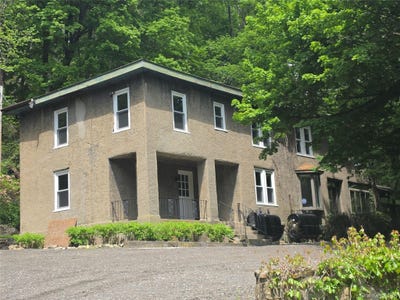/international/us/7-stone-ridge-road-tuxedo-park-ny-110108068332/