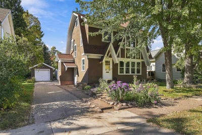 /international/us/1526-illinois-avenue-stevens-point-wi-110120413621/