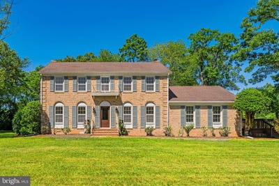 /international/us/6989-fredericksburg-road-barboursville-va-110108551232/