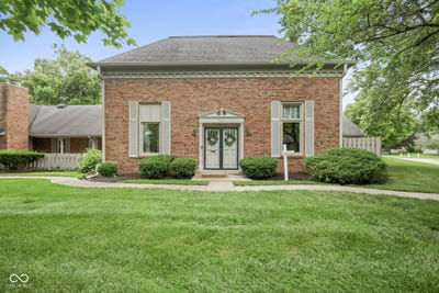 /international/us/9114-grinnell-street-indianapolis-in-110109035155/