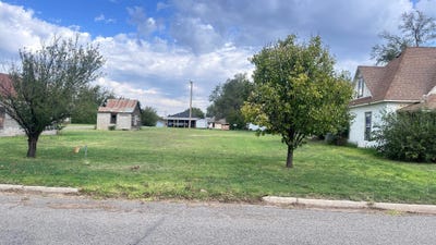 /international/us/210-nw-2nd-laverne-ok-110102732087/