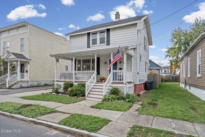 /international/us/60-amity-street-cohoes-ny-110120622857/