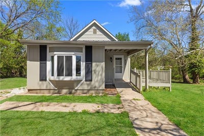 /international/us/809-seneca-street-leavenworth-ks-110107352987/