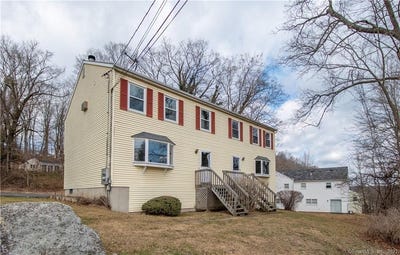 /international/us/22-maple-avenue-bethel-ct-110108578481/