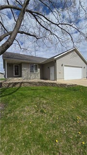 /international/us/116-s-5th-street-marshall-mn-110108010769/