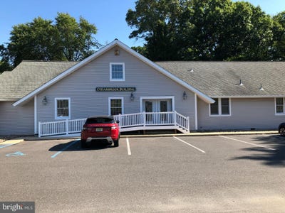 /international/us/99-taunton-road-medford-nj-110096707416/