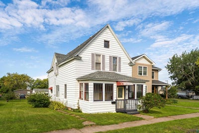 /international/us/1805-garfield-ave-superior-wi-110110211577/