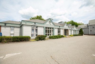 /international/us/557-hammond-street-bangor-me-110101096957/?lang=zh-cn