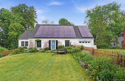 /international/us/7-lookout-avenue-new-paltz-ny-110109208118/