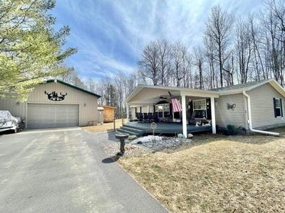 /international/us/2872-granger-road-lewiston-mi-110099702052/