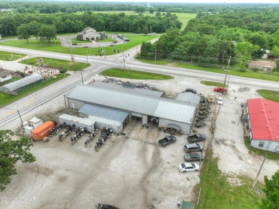 /international/us/4961-highway-43-joplin-mo-110099831114/