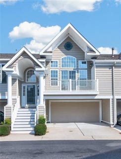 /international/us/822-point-way-virginia-beach-va-110120770537/