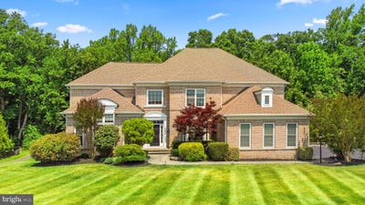 /international/us/18634-woodgate-place-olney-md-110119558447/