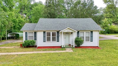 /international/us/18540-w-main-street-w-huntingdon-tn-110107603663/