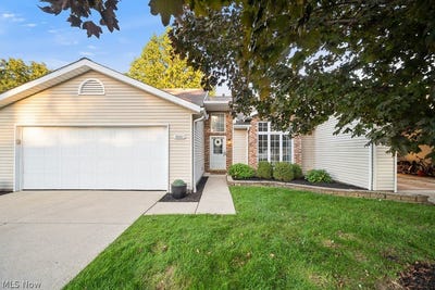 /international/us/10663-stapleton-drive-strongsville-oh-110120066491/