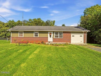 /international/us/430-hilltop-drive-jefferson-city-tn-110120093943/