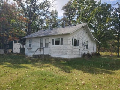 /international/us/8135-county-road-65-ne-torrey-twp-mn-110102444991/