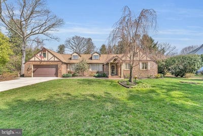 /international/us/530-mink-lane-williamstown-nj-110108098719/