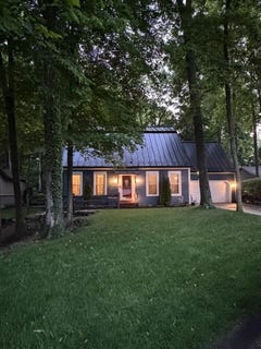 /international/us/360-locust-view-way-troy-oh-110108399803/
