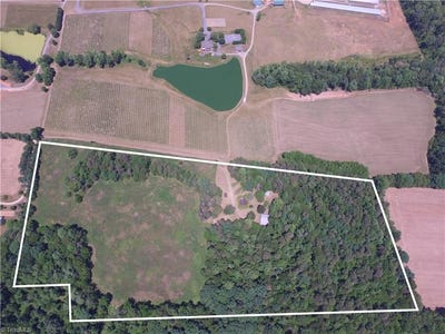 /international/us/1152-redbud-lane-hamptonville-nc-110108336212/