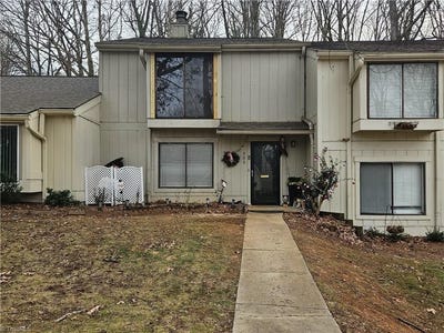 /international/us/303-lamplighter-circle-winston-salem-nc-110104290656/