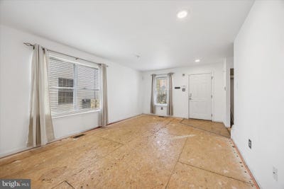 /international/us/924-madison-street-chester-pa-110098986290/