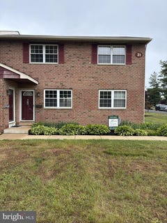 /international/us/42-forge-road-medford-nj-110108278779/