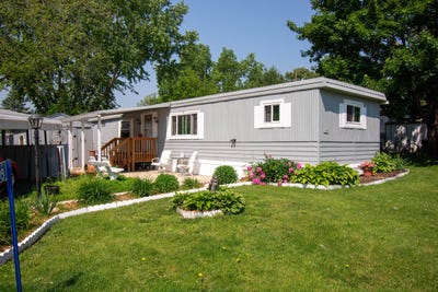 /international/us/1438-meadow-ln-burlington-wi-110099990134/