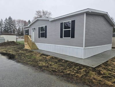 /international/us/79-e-dorsey-lane-poughkeepsie-ny-110109051732/