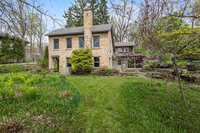 /international/us/3400-tally-ho-lane-madison-wi-110107636965/