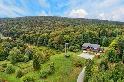 /international/us/20-bishop-road-searsburg-vt-110108170057/