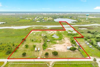 /international/us/12123-ostermeyer-road-galveston-tx-110108342984/