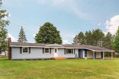 /international/us/5731-wellington-way-grayling-mi-110110077628/