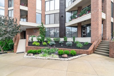 /international/us/100-riverside-place-covington-ky-110100797601/