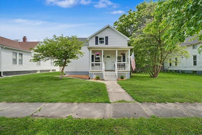 /international/us/219-e-orleans-paxton-il-110108468238/