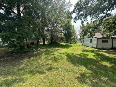 /international/us/e-south-avenue-beloit-wi-110101498759/