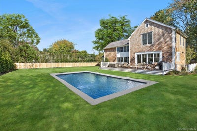 /international/us/96-miller-road-southampton-ny-110107461707/