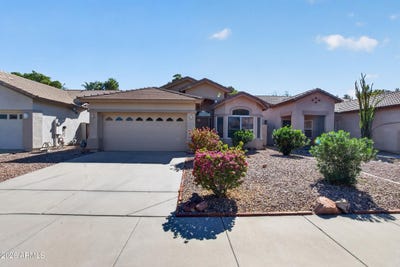 /international/us/14207-w-columbus-avenue-goodyear-az-110120457789/