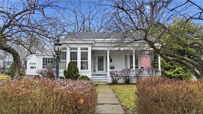 /international/us/31-w-main-street-mohawk-ny-110106672479/