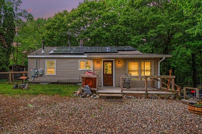 /international/us/4477-104th-avenue-allegan-mi-110108632858/
