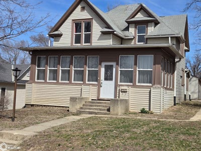 /international/us/46-avenue-a-denison-ia-110106118537/
