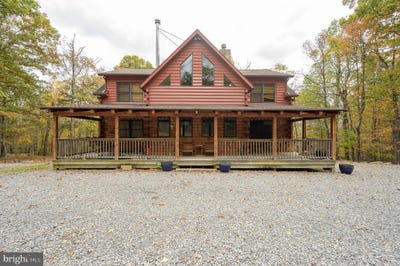 /international/us/456-parkside-terrace-berkeley-springs-wv-110103264890/