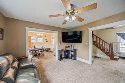 /international/us/1002-s-15th-street-fort-dodge-ia-110108442707/