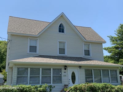 /international/us/623-e-bay-avenue-barnegat-nj-110119957543/
