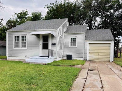 /international/us/909-n-elm-st-hutchinson-ks-110101123234/