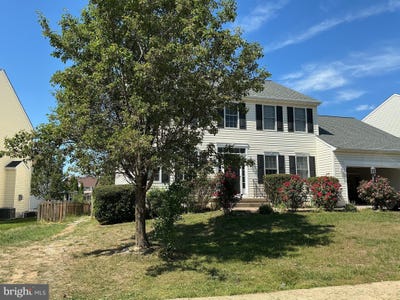 /international/us/33-wild-rose-drive-fredericksburg-va-110108378611/