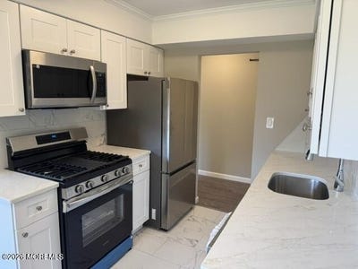 /international/us/62-stonehurst-boulevard-freehold-nj-110109737752/